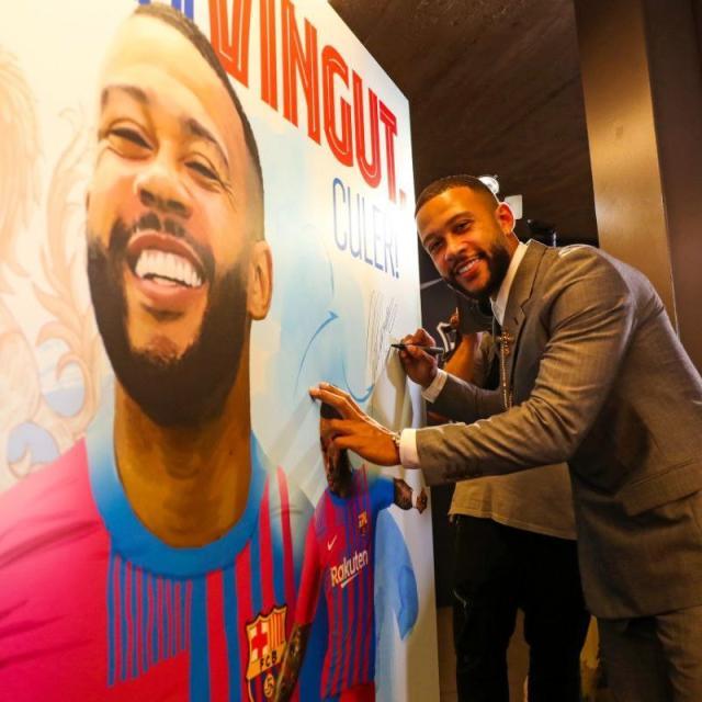 1627007949198014120.jpeg E67k48GX0AUTfB8.jpeg