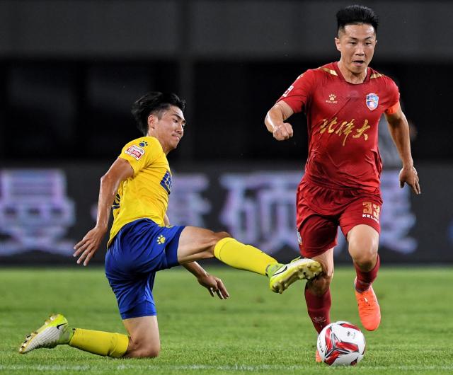 北体大高层录音曝光 逼迫球员重签合同接受降薪?